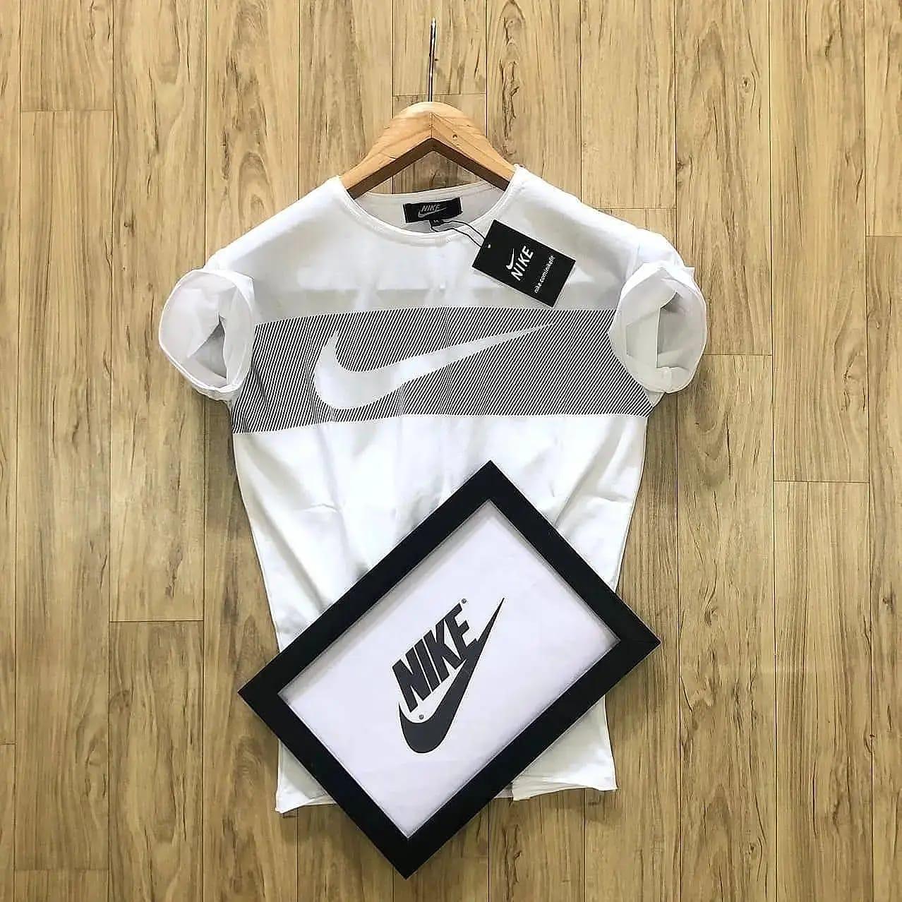 Nike White Half Sleeves T-Shirt