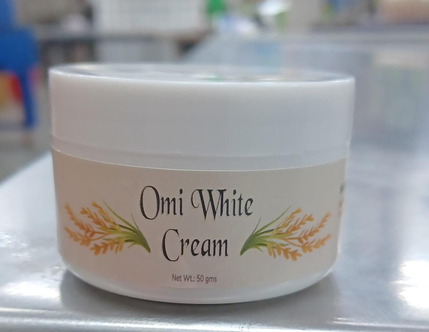 OMICARE organics Skin glow and Whitening Cream